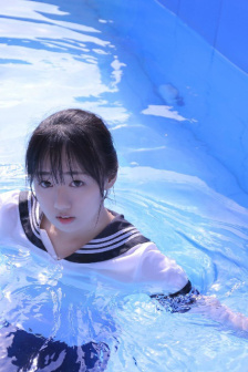 西田露娜